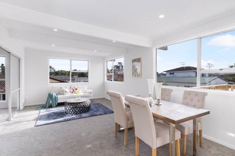 Photo of property in 35 Reelick Avenue, Pakuranga Heights, Auckland, 2010