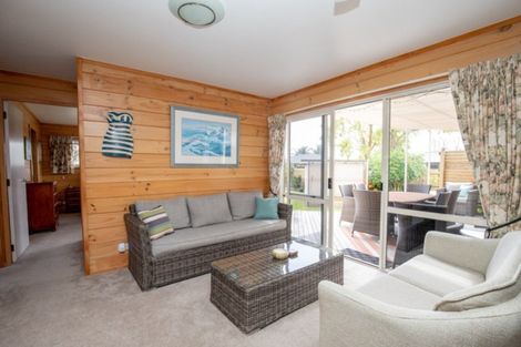 Photo of property in 4 Madgwick Place, Ngatea, 3503