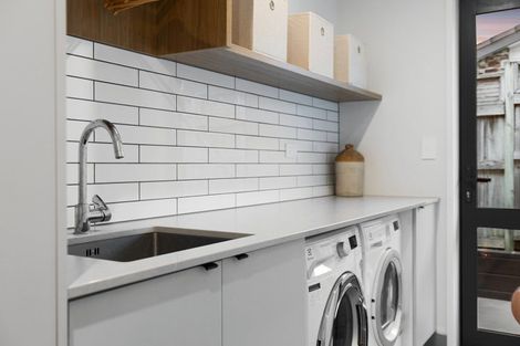 Photo of property in 160 Lakes Boulevard, Pyes Pa, Tauranga, 3112