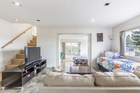 Photo of property in 50 Hogans Road, Glenfield, Auckland, 0629