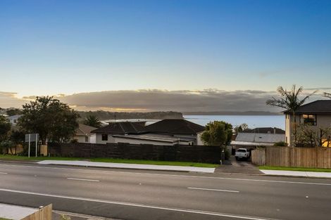 Photo of property in 935a Whangaparaoa Road, Manly, Whangaparaoa, 0930