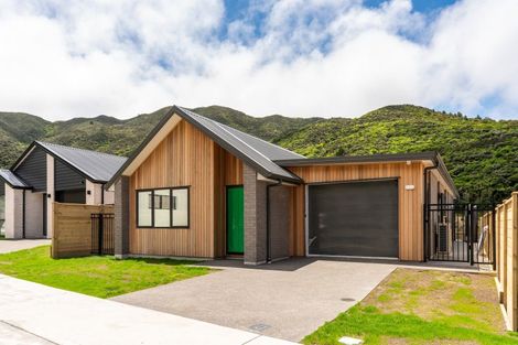 Photo of property in 149 Silverstream Road, Crofton Downs, Wellington, 6035