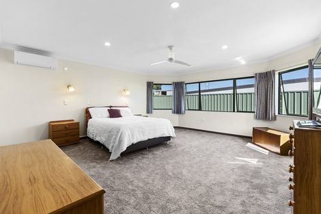 Photo of property in 11 Desmond Place, Bell Block, New Plymouth, 4312