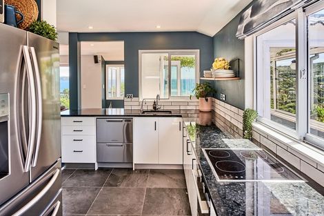 Photo of property in 120a Motuhara Road, Plimmerton, Porirua, 5026