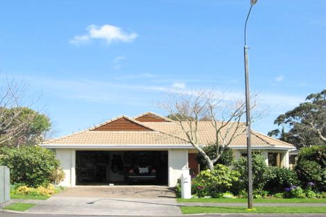 Photo of property in 159 Heta Road, Highlands Park, New Plymouth, 4312