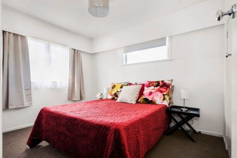 Photo of property in 102 Dominion Road, Papakura, 2110