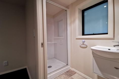 Photo of property in 15 Ranui Crescent, Khandallah, Wellington, 6035