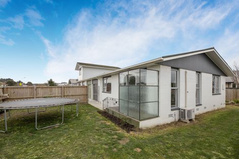 Photo of property in 1/2 Lamorna Road, Parklands, Christchurch, 8083
