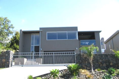 Photo of property in 18 Eastcliffe Road, Castor Bay, Auckland, 0620