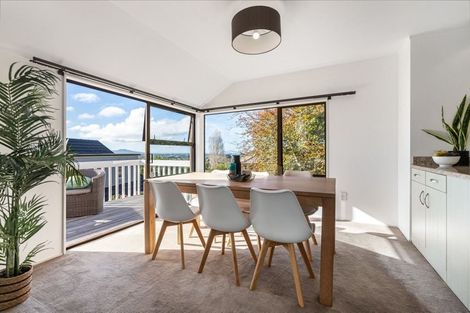 Photo of property in 2/114 Ocean View Road, Northcote, Auckland, 0627