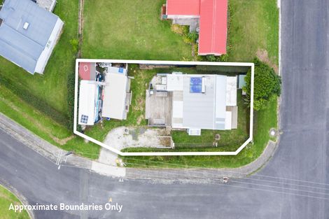 Photo of property in 18 Brighton Road, Waihi Beach, 3611