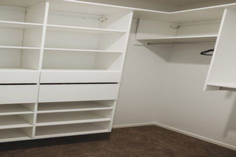 Photo of property in 6 Bright Way, Lower Vogeltown, New Plymouth, 4310