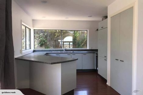 Photo of property in 26 Taroka Close, Pinehill, Auckland, 0632