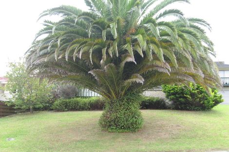 Photo of property in 2/3 Selwyn Crescent, Forrest Hill, Auckland, 0620