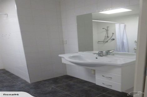 Photo of property in 12/201 Massey Street, Frankton, Hamilton, 3204