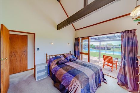 Photo of property in 297 Porangahau Road, Waipukurau, 4282