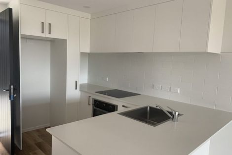 Photo of property in 125a Woodglen Road, Glen Eden, Auckland, 0602