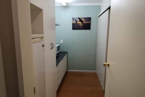 Photo of property in 10 Jacaranda Grove, Maungaraki, Lower Hutt, 5010