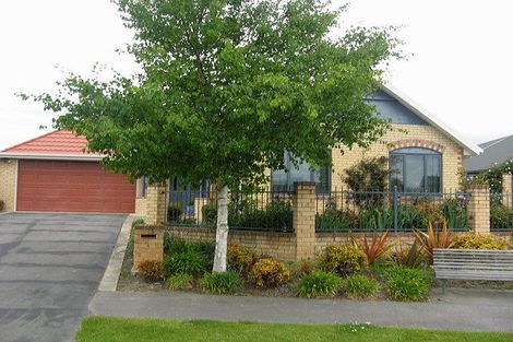 Photo of property in 8 Baldoyle Way, Casebrook, Christchurch, 8051