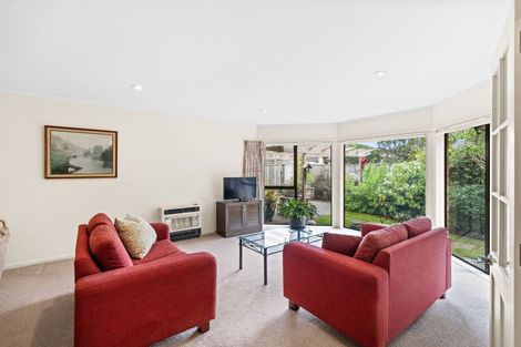 Photo of property in 36 Cranbrook Grove, Waikanae, 5036