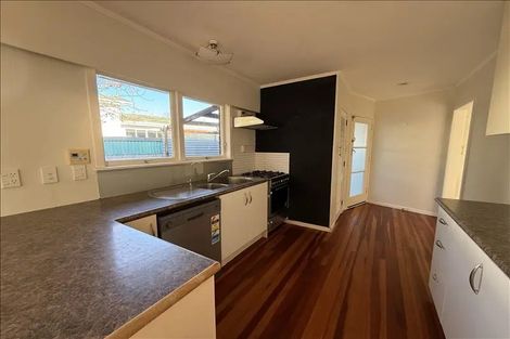 Photo of property in 19 Samuel Place, Queenwood, Hamilton, 3210