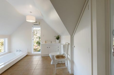 Photo of property in 11 Merlincote Crescent, Governors Bay, Lyttelton, 8971