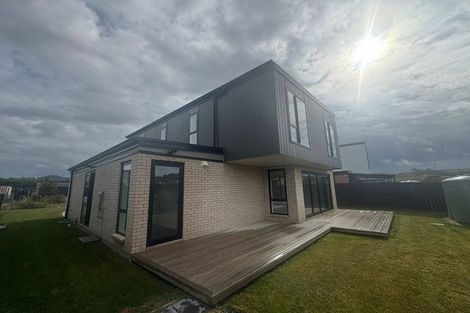 Photo of property in 9 Waikaha Street, Pokeno, 2472