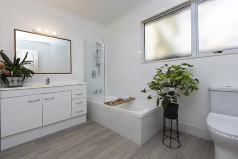 Photo of property in 30a Shannon Place, Belfast, Christchurch, 8051