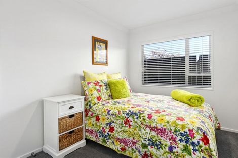 Photo of property in 11 Ngahere Street, Otumoetai, Tauranga, 3110