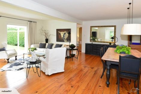 Photo of property in 56 Riverside Road, Orewa, 0931