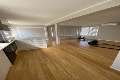 Photo of property in 43 Cheviot Street, Mangere East, Auckland, 2024