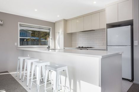 Photo of property in 11 Henrietta Maxwell Grove, Wainuiomata, Lower Hutt, 5014