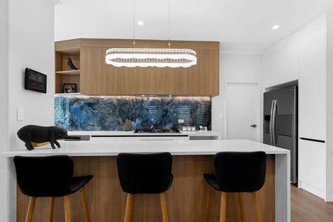 Photo of property in 12 Dolcetto Place, Pokeno, 2402