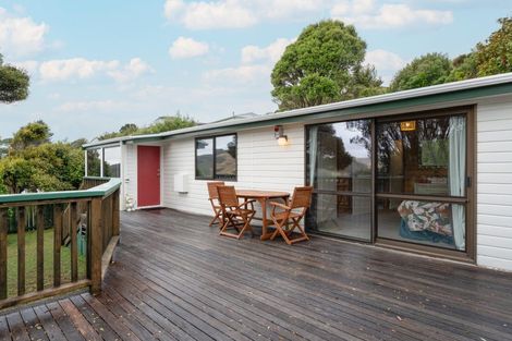 Photo of property in 6 Buccaneer Place, Grenada Village, Wellington, 6037