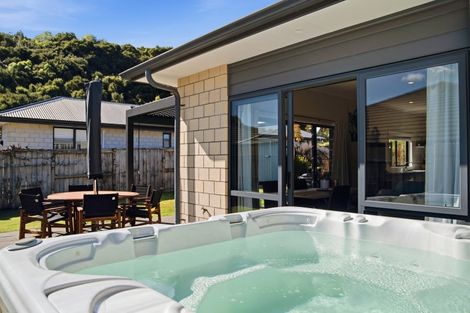 Photo of property in 10 Conniston Way, Pyes Pa, Tauranga, 3112