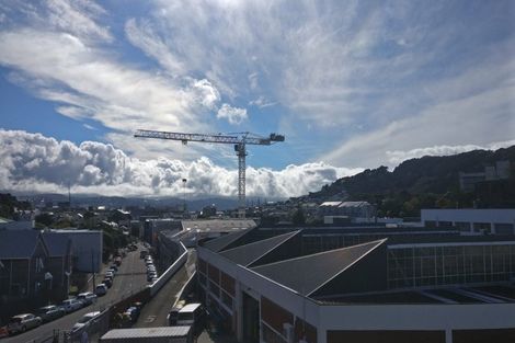 Photo of property in 5d/1 Hanson Street, Mount Cook, Wellington, 6021