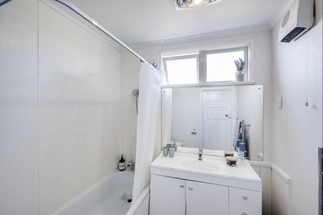 Photo of property in 509 Saint Aubyn Street East, Hastings, 4122