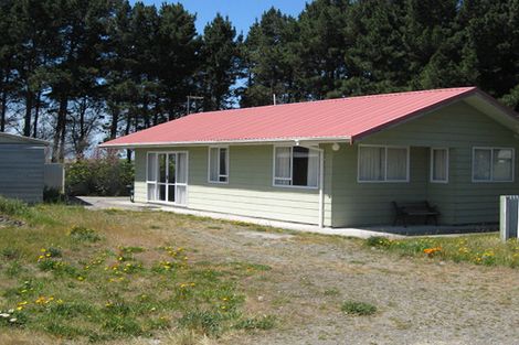 Photo of property in 33 Chamberlain Avenue, Amberley, 7481