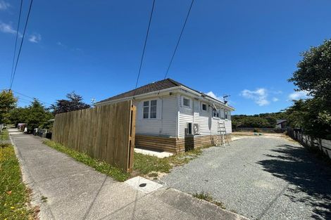 Photo of property in 19 Wellington Road, Wainuiomata, Lower Hutt, 5014