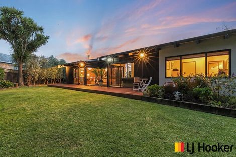 Photo of property in 27 Carnoustie Drive, Wattle Downs, Auckland, 2103