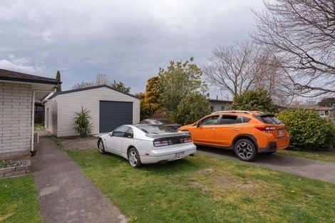 Photo of property in 19 Mcmaster Street, Greytown, 5712