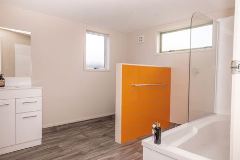 Photo of property in 6 Shelswell Street, Westport, 7825