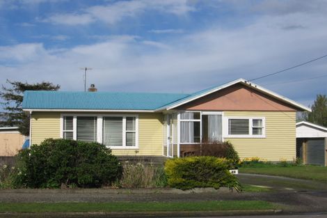 Photo of property in 32 Keir Crescent, Lansdowne, Masterton, 5810