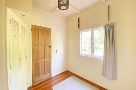 Photo of property in 122 Rathgar Road, Henderson, Auckland, 0610