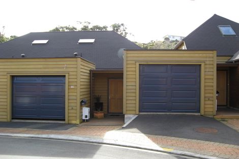 Photo of property in 17 Futuna Close, Karori, Wellington, 6012