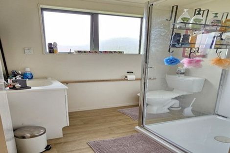 Photo of property in 2 Park Avenue, Titahi Bay, Porirua, 5022