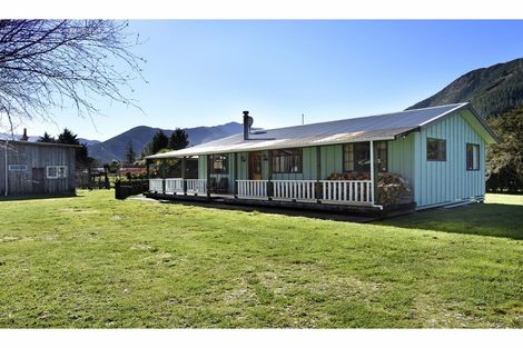 Photo of property in 137 Wakamarina Road, Canvastown, Havelock, 7178