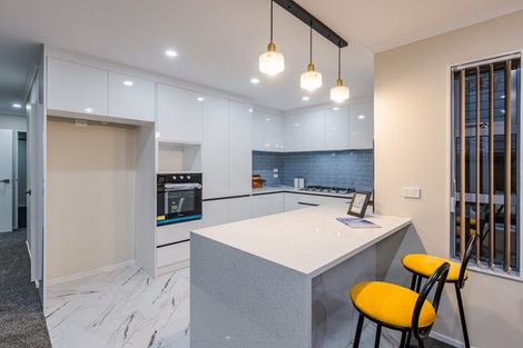 Photo of property in 2a Robyn Place, Mangere East, Auckland, 2024