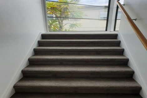 Photo of property in 1/14 Delamare Court, Sunnynook, Auckland, 0632