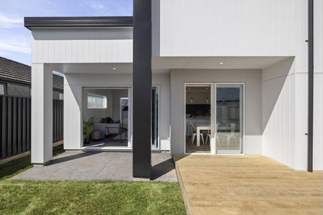 Photo of property in 11 Bill Miller Drive, Papamoa, 3118